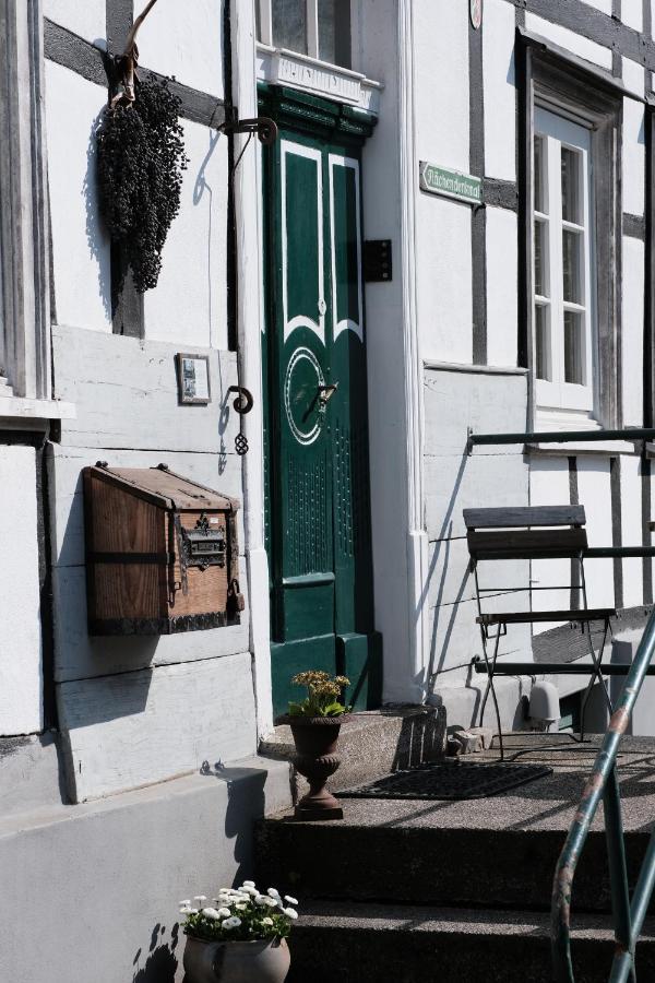 Ferienwohnung Am Schlossberg Solingen Exterior photo